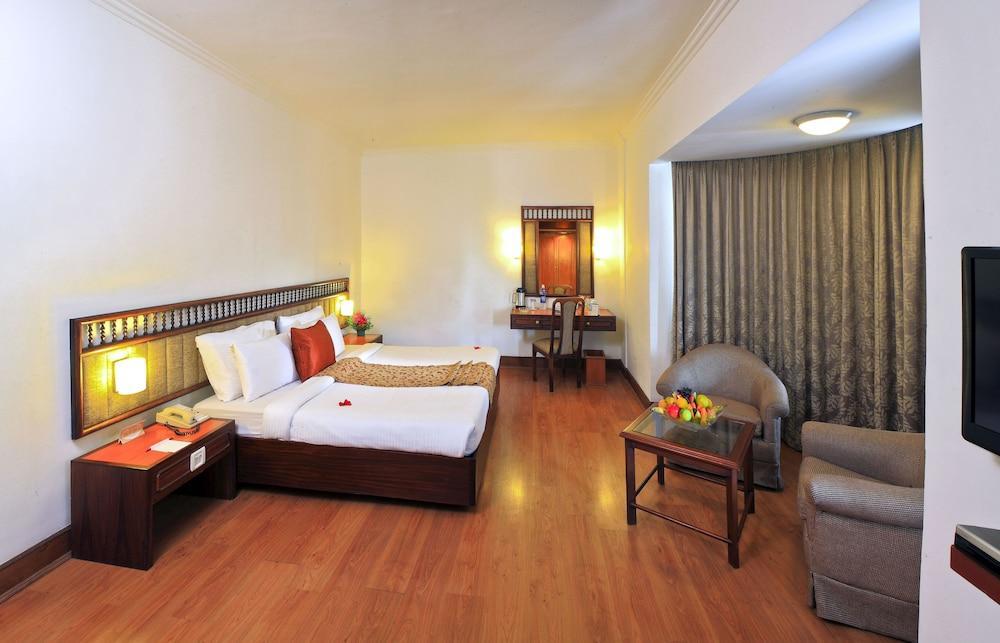 Hotel Abad Plaza Kochi Exterior foto