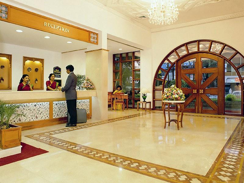 Hotel Abad Plaza Kochi Exterior foto